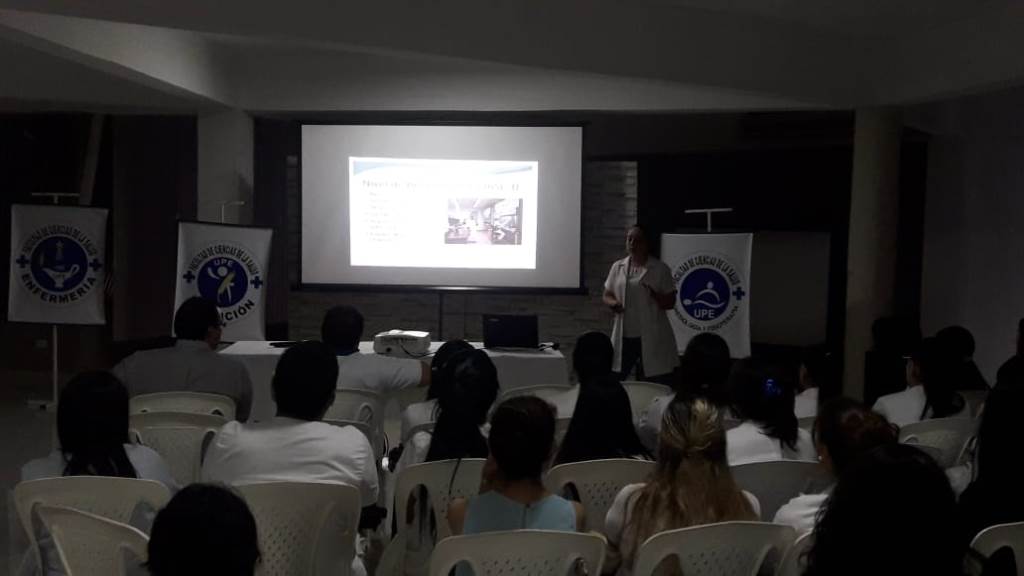 Charla de Bioseguridad para los estudiantes para los del 3er y 4to Curso de la carrera de Nutricion, Enfermeria y Fisioterapia